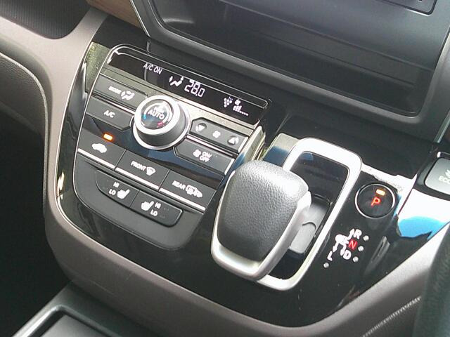 �I�[�g�G�A�R���Ŏ����D�݂̎�����f�����ݒ�o���܂��B���K�Ȏ����ŁA���K�ȉ^�]�����y���݉�����!