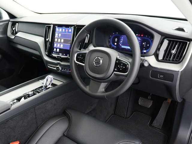 XC60ウルトラ B5 AWD 4WD