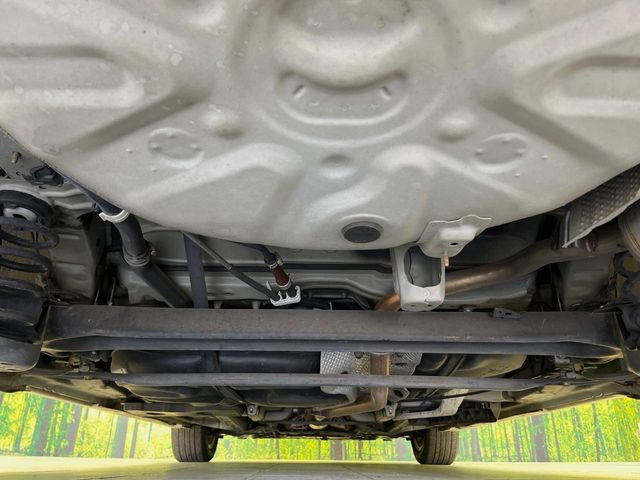 下回りがきれいなうちに、防錆加工の施工がオススメ。降雪地域はもちろん、沿岸部にお住いの方や、趣味でマリン・ウィンタースポーツをされる方にご好評いただいております。