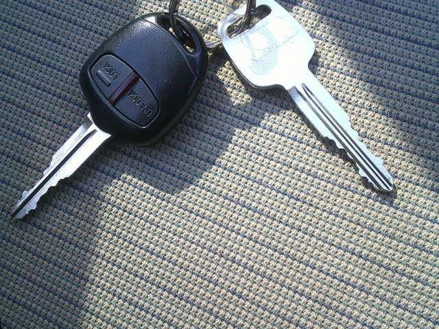 ���ł͕K���i�̃A�C�e�����L�[���X�G���g���[���𑕔����Ă��܂�!�Â���Ԃ◣�ꂽ��������h�A���b�N�̊J���ł��܂��B