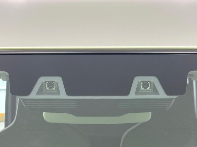 �y�X�Y�L �Z�[�t�e�B�T�|�[�g�z���s���ɑO���̎ԗ�����F�����A�Փ˂������Ȏ��͌x��ƃu���[�L�ŏՓˉ���Ɣ�Q�y�����A�V�X�g�B�����S�Ƀh���C�u�����y���݂��������܂��B