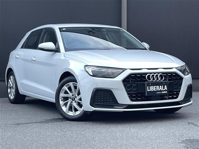 A1スポーツバック25 TFSI アドバンスド