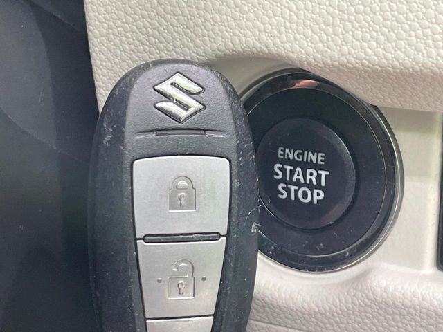 �y�L�[���X�X�^�[�g�V�X�e���z�J�o����|�P�b�g�ɓ��ꂽ�܂܂ł��h�A�̎{���E�������\�ȃX�}�[�g�L�[�𑕔��B�G���W���̃I���E�I�t�����J�M�����o���K�v����������Ƃ��Ă��֗��ł���