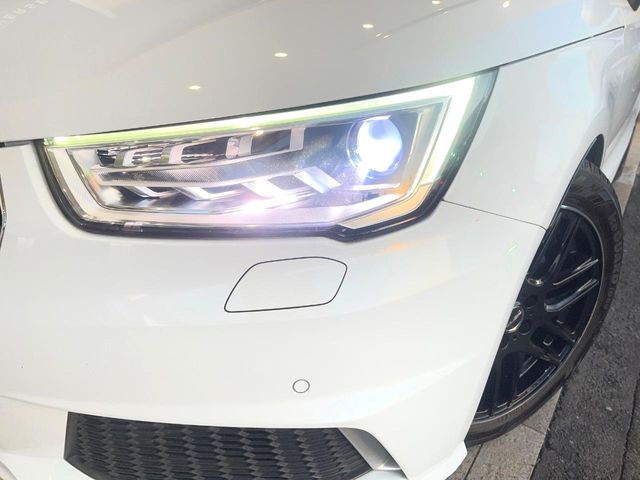 ���w�b�h���C�g�͂����݂Ȃ���Ԃ͗ǍD�ł��B