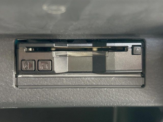 �y�i�r�Q�[�V�����z�g���₷���i�r�ŖړI�n�܂ł�������ē����Ă���܂��B�e��I�[�f�B�I�Đ��@�\���[�����Ă���A���Ԃ̉^�]������Ɋy�����Ȃ�܂�!!