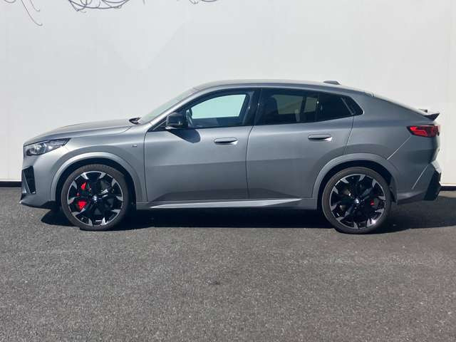 X2M35i xドライブ 4WD