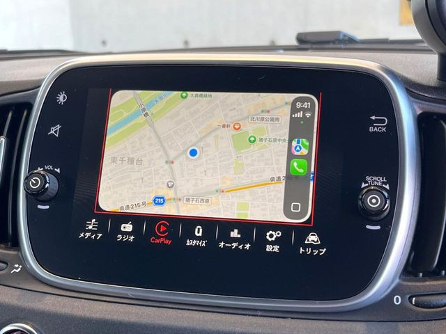 ��Apple Car Play:�X�}�z�Ƃ̗L���ڑ��ŁA�i�r�E�I�[�f�B�I�Đ��ȂǃX�}�z�̃A�v���@�\����ʂł��g����֗��@�\�ł�!