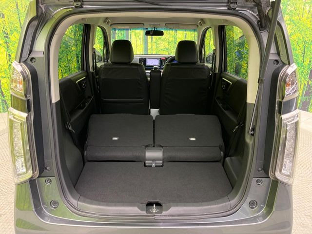 ���i�̂���������ʋ΁A���}���ɏ\���ȉ׎��X�y�[�X���m�ۂ��Ă���܂��B�Z�J���h�V�[�g��|���ƁA�傫�ȉו��̐ύڂ��\�ł���