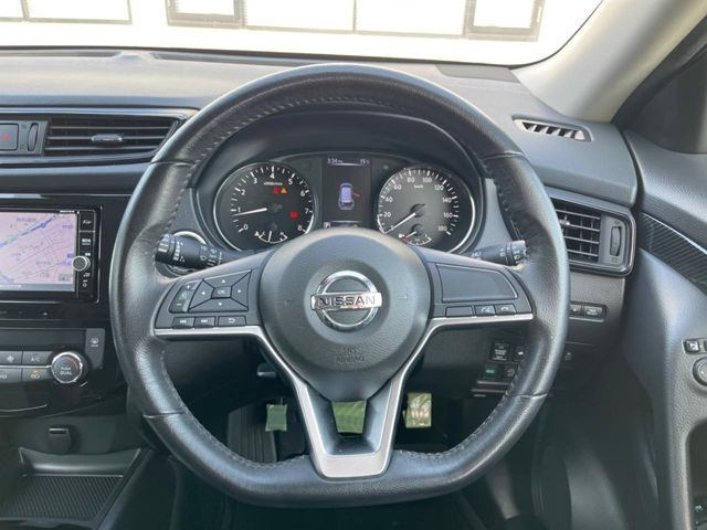 �y�����v�����X�e�A�����O�z�㎿�Ȋv���g�p���邱�ƂŁA��ɂ����������݂ƂĂ��^�]���₷���n���h���ł���