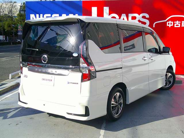 セレナ1.2 e-POWER ハイウェイスターV