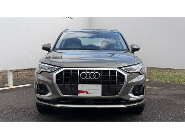 Q335 TFSI アドバンスド