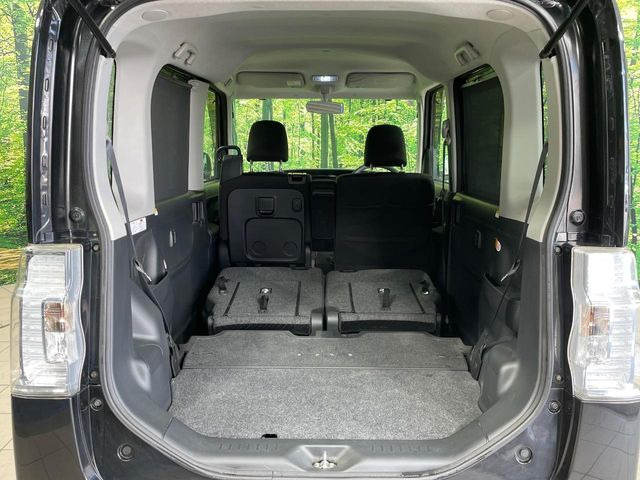 ���i�̂���������ʋ΁A���}���ɏ\���ȉ׎��X�y�[�X���m�ۂ��Ă���܂��B�Z�J���h�V�[�g��|���ƁA�傫�ȉו��̐ύڂ��\�ł���