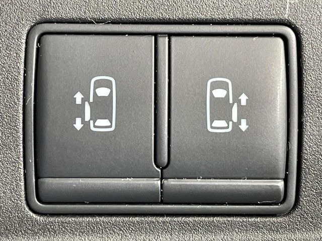 �y�����p���[�X���C�h�h�A�z�X�}�[�g�L�[��^�]�Ȃ̃X�C�b�`�Ō�ȗ����X���C�h�h�A�̊J���\���d��������͂����ăh�A���J����K�v�������A�����Ȃ��q�l�ł��ȒP�ɊJ���߂ł����K�ł���