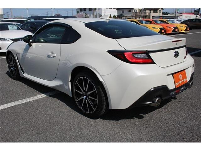 ���Ǝҗl�ւ̔̔��͂��f�肳���Ă��������܂��B �Ԍ������ԗ��̏ꍇ�́A�Ԍ����擾�������x�������z�ŕ\�����Ă���܂��B