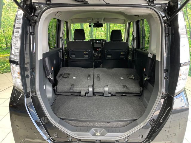 ���i�̂���������ʋ΁A���}���ɏ\���ȉ׎��X�y�[�X���m�ۂ��Ă���܂��B�Z�J���h�V�[�g��|���ƁA�傫�ȉו��̐ύڂ��\�ł���