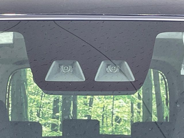 �y�g���^�Z�[�t�e�B�Z���X�z���s���ɑO���̎ԗ�����F�����A�Փ˂������Ȏ��͌x��ƃu���[�L�ŏՓˉ���Ɣ�Q�y�����A�V�X�g�B�����S�Ƀh���C�u�����y���݂��������܂��B