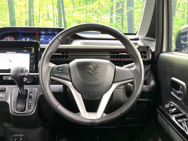 �y�����v�����X�e�A�����O�z�㎿�Ȋv���g�p���邱�ƂŁA��ɂ����������݂ƂĂ��^�]���₷���n���h���ł���