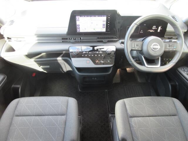 ���O���̐��|�E�K���X�n�{�f�B�R�[�e�B���O��CAR�N���[�j���O���Ǝ҂��{�H�������܂��̂ő�ϐ����B�I���b�N�X�����Ԃł݂͂Ȃ��܂ɉ��K�ȃh���C�u�����񑩁B