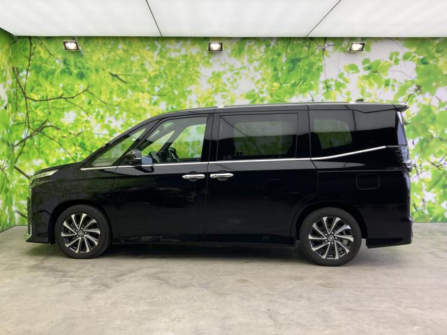 ヴォクシー1.8 ハイブリッド S-Z