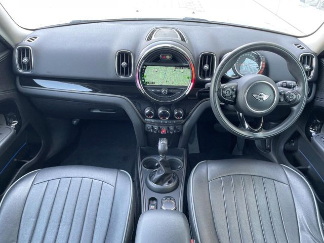 �A���ԃO���[�v���݌ɐ���2,000��!�S���̌n��X���烁�[�J�[�E�Ԏ��킸���Љ�o����̂ŁA���Ȃ��Ƀs�b�^���̂��Ԃ�������͂��ł���܂��͂��₢���킹��������