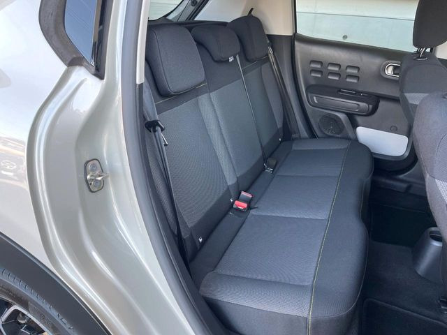 ���㕔���Ȃ��C�ɂȂ�悤�ȃL�Y�E�����ւ��蓙�A�傫�ȃ_���[�W�͂Ȃ��A�ǍD�ȏ�Ԃł��B