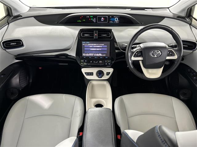 プリウス1.8 A ツーリングセレクション