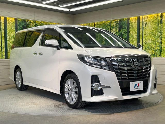 高透明度のガラス皮膜で撥水はもちろん、上質なツヤ・光沢を実現。紫外線や酸性雨から大切な愛車を保護し、色あせ・劣化を防止。「弾スプラッシュコート」、「弾プリミッサコート」からお選びいただけます。