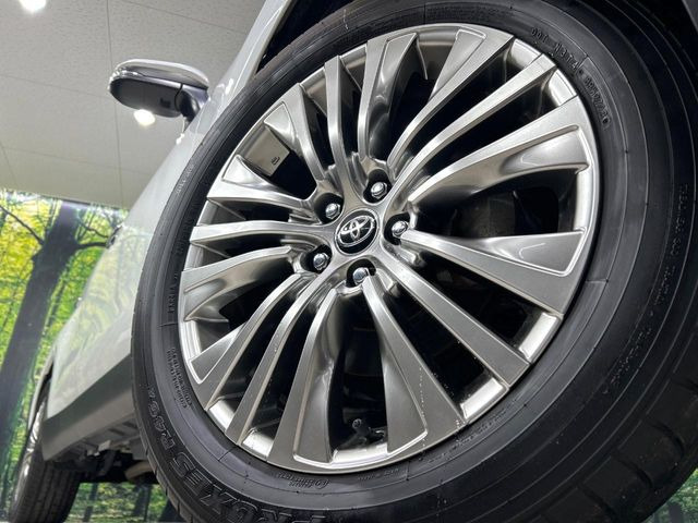 �y����19�C���`�A���~�z�C�[���z�O�ςɃ}�b�`���������A���~�z�C�[���𑕒����Ă���܂��B�e��ЊO�A���~�z�C�[����A�X�^�b�h���X�^�C�����戵�����Ă���܂��B���񂲑��k����������