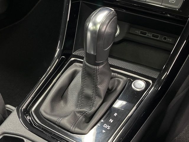 ��MT���[�h�t��AT:�ʏ�͎����ł����Ȃ���ϑ�(�M�A�`�F���W)���h���C�o�[�̑���ɂ���ĈӐ}�I�ɕς�����V�X�e���ł��B����w���i�̃h���C�u�����y���݂��������܂�!