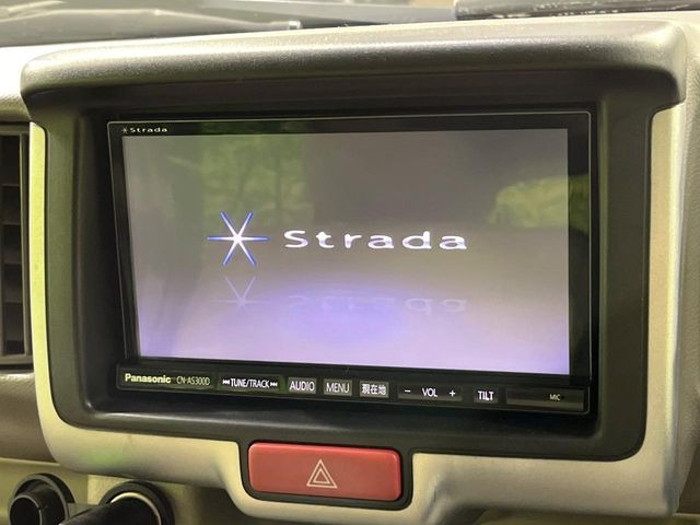 �y�i�r�Q�[�V�����z�g���₷���i�r�ŖړI�n�܂ł�������ē����Ă���܂��B�e��I�[�f�B�I�Đ��@�\���[�����Ă���A���Ԃ̉^�]������Ɋy�����Ȃ�܂�!!