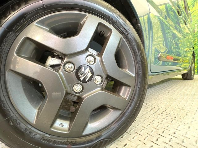 �y�����A���~�z�C�[���z�O�ςɃ}�b�`���������A���~�z�C�[���𑕒����Ă���܂��B�e��ЊO�A���~�z�C�[����A�X�^�b�h���X�^�C�����戵�����Ă���܂��B���񂲑��k����������