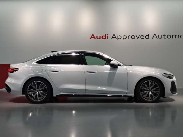 A5TFSI 110kW Sラインパッケージ