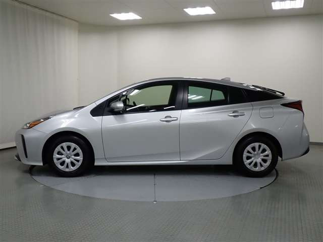 プリウス1.8 S E-Four 4WD