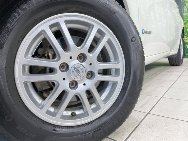 �y����14�C���`�A���~�z�C�[���z�O�ςɃ}�b�`���������A���~�z�C�[���𑕒����Ă���܂��B�e��ЊO�A���~�z�C�[����A�X�^�b�h���X�^�C�����戵�����Ă���܂��B���񂲑��k����������