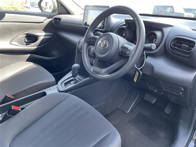 ヤリスクロス1.5 X