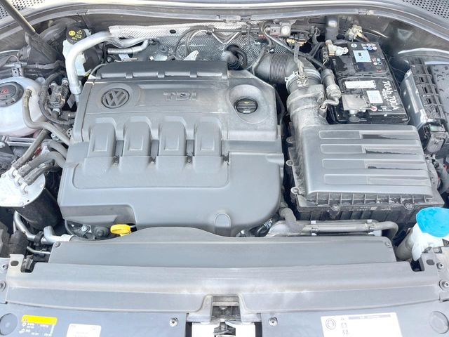 �����X�ł́A�e���[�J�[�̐�p�f�f�e�X�^�[�𓱓��B���Ǝ��i�����e�N�j�J���X�^�b�t���풓���Ă���܂��̂ŁA������̍ۂɂ����S���Ă����p���������܂��B