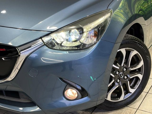 �yLED�w�b�h���C�g�z���V����ԑ��s�����ǍD�Ȏ��E���m�ۂ����S���ĉ^�]�ł��鍂�P�xLED�w�b�h���C�g�𑕔�!�_�����x�������A����d�͂��}�����Ă��܂��B