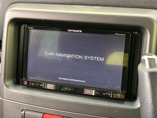 �y�i�r�Q�[�V�����z�g���₷���i�r�ŖړI�n�܂ł�������ē����Ă���܂��B�e��I�[�f�B�I�Đ��@�\���[�����Ă���A���Ԃ̉^�]������Ɋy�����Ȃ�܂�!!