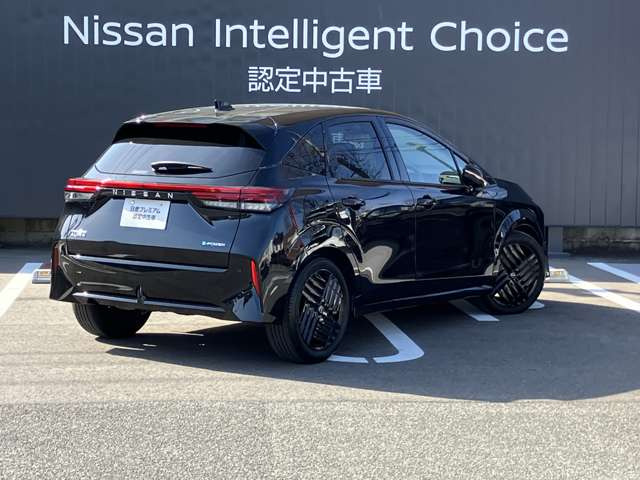 ノートオーラ1.2 G 90周年記念車