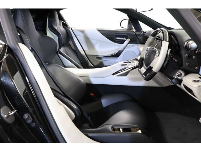 ���Ђ͂���܂�30��߂���LFA��̔����ĎQ��܂��������ł��R���f�B�V������d�l���悭�A�O�񂲐����������������ɂ����⍇�������������Ԃł��B