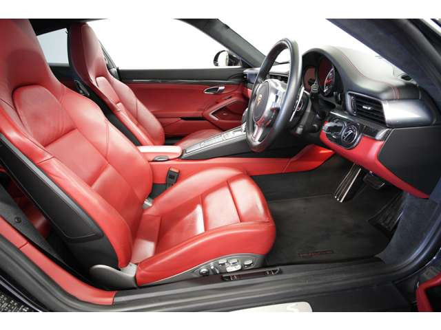 PDCC�𑕔������ԗ��ɂȂ�܂��̂ŁA���s���\�����߂Ă���邱�ƊԈႢ�Ȃ��ł��B