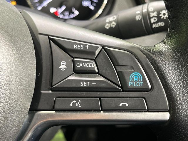 �y�v���p�C���b�g�z�������H�ł̒��������s���y��!!�a�؎��Ə��񑖍s�̃V�[���ŁA�A�N�Z���E�u���[�L�E�X�e�A�����O�������Ő��䂵�A�������^�]�̕��S���y�����Ă���܂���