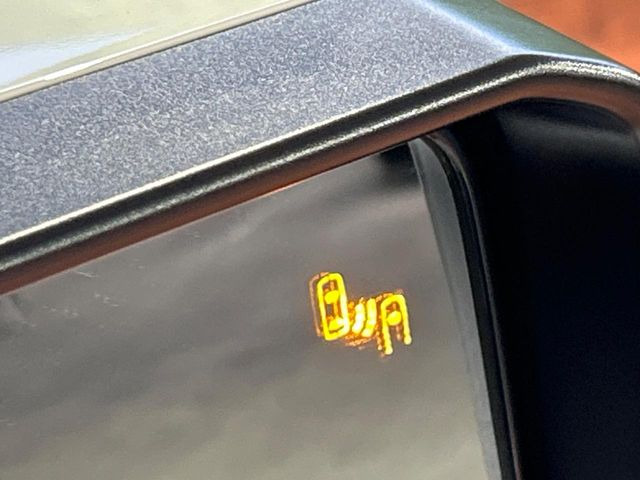 �y�u���C���h�X�|�b�g���j�^�[�z���s���A�h�A�~���[�̎��p�ɂȂ�₷���ӏ��Ɍ㑱�Ԃ��ڋ߂���ƃT�C�h�~���[�̃����Y�Ɍx����\��!�h���C�o�[�ɒ��ӊ��N�����Ă���܂��B