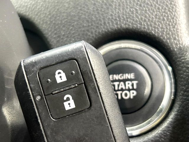 �y�L�[���X�X�^�[�g�V�X�e���z�J�o����|�P�b�g�ɓ��ꂽ�܂܂ł��h�A�̎{���E�������\�ȃX�}�[�g�L�[�𑕔��B�G���W���̃I���E�I�t�����J�M�����o���K�v����������Ƃ��Ă��֗��ł���