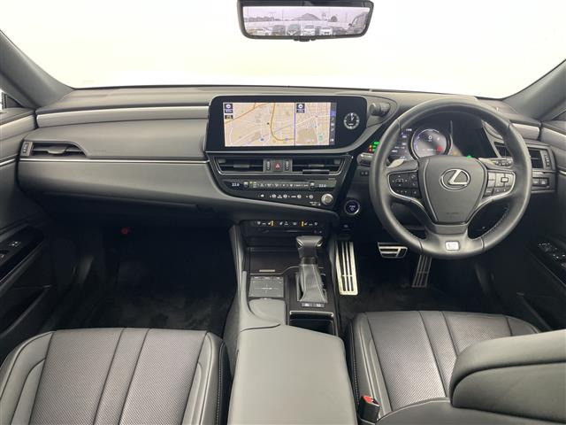 ES300h Fスポーツ