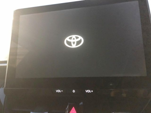 �y10.5�C���`�i�r�z�������ƃC���p�N�g�̂�����ʃi�r�𑕔��B�e��I�[�f�B�I����͂������A�X�}�z�A�g���ł��闘�֐��̍����i�r�ł���