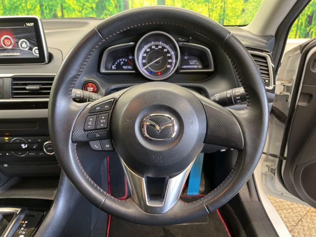 �y�X�}�[�g�V�e�B�u���[�L�T�|�[�g�z�ᑬ���s���ɑO���̎ԗ�����F�����A�Փ˂������Ȏ��͌x��ƃu���[�L�ŏՓˉ���Ɣ�Q�y�����A�V�X�g�B�����S�Ƀh���C�u�����y���݂��������܂��B