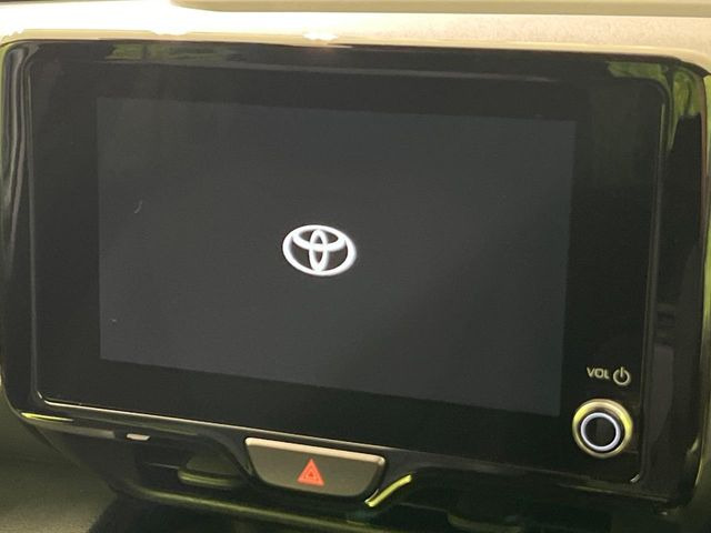 �y8�C���` �f�B�X�v���C�I�[�f�B�I�z���ʂ̃f�B�X�v���C��AppleCarPlay��AndroidAuto�����p�\�B�傫�ȉ�ʂŃX�}�z�i�r�A�v���������p���������܂���