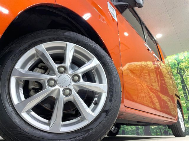 �y����14�C���`�A���~�z�C�[���z�O�ςɃ}�b�`���������A���~�z�C�[���𑕒����Ă���܂��B�e��ЊO�A���~�z�C�[����A�X�^�b�h���X�^�C�����戵�����Ă���܂��B���񂲑��k����������