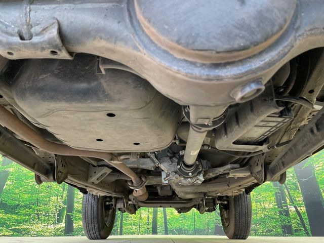 下回りがきれいなうちに、防錆加工の施工がオススメ。降雪地域はもちろん、沿岸部にお住いの方や、趣味でマリン・ウィンタースポーツをされる方にご好評いただいております。